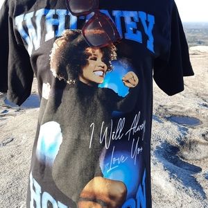 💃NEW! #WHITNEY Houston -t-shirt ❤️ "I Will Always Love You" ***🕶 included!
